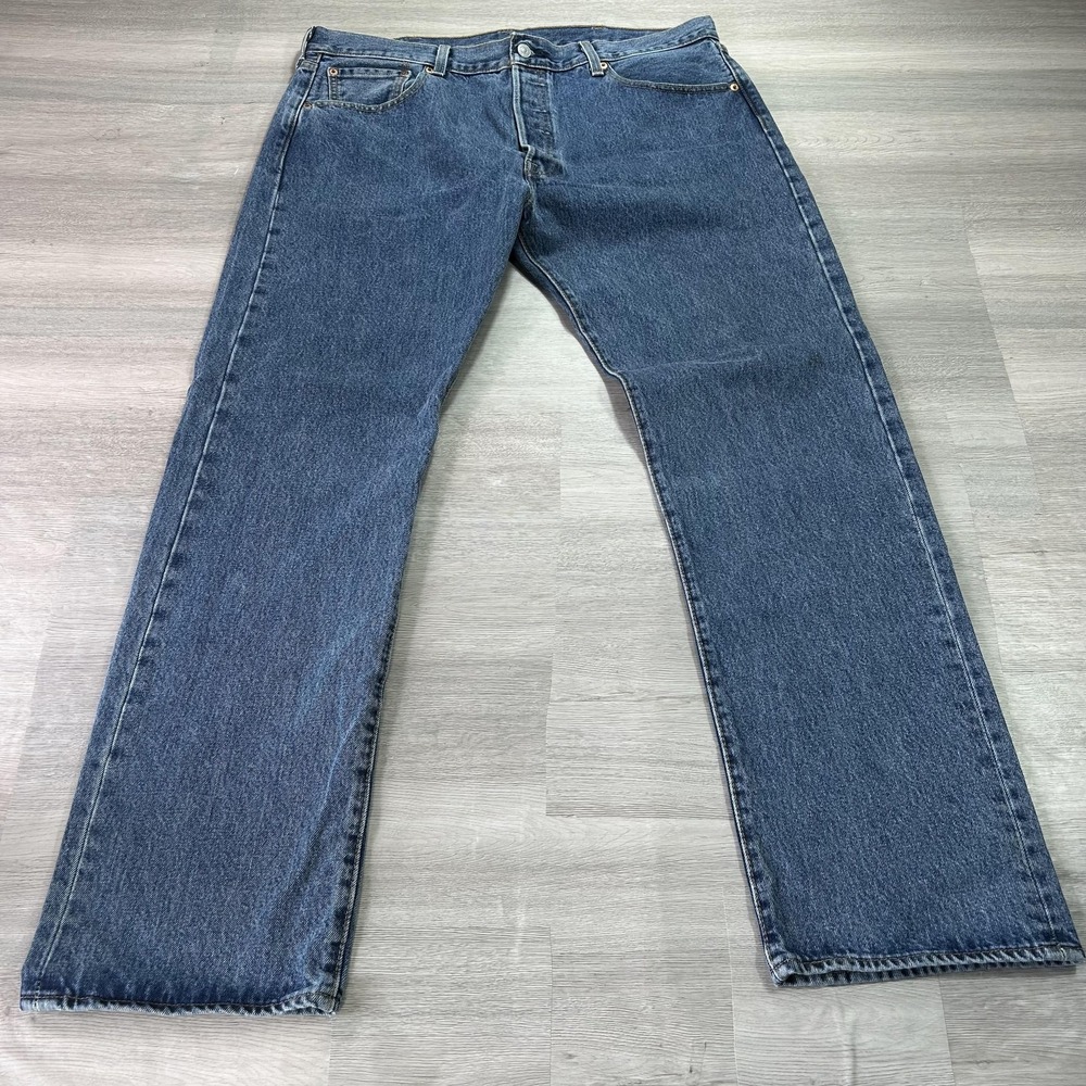 Levis‎ 501 Jeans Mens 38x32 Blue Button Fly Straight Denim Medium Wash Pants